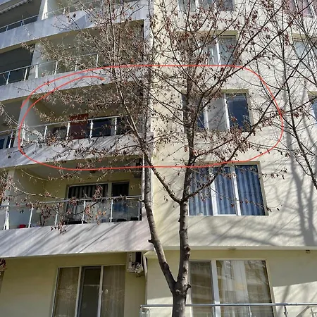 Yassen Village V Soukromi Apartment