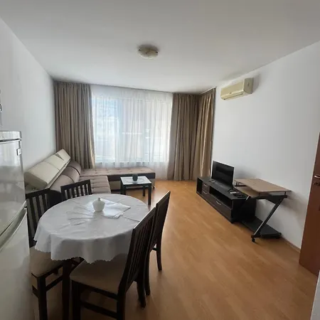 Yassen Village V Soukromi Apartment *